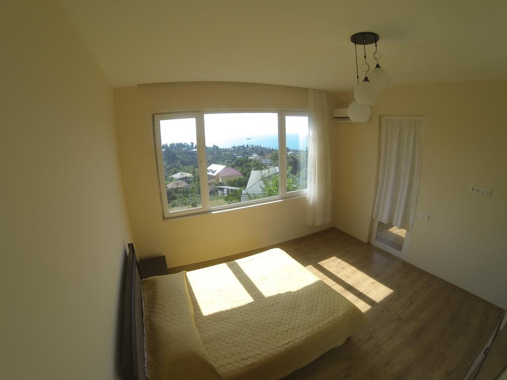 מחינג'אורי Apartments Sunset Paradise חדר תמונה